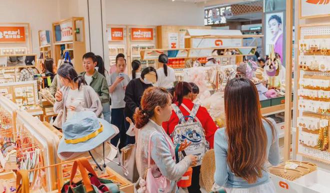 数的12大新兴品牌个个都超亮眼！龙8体育入口盘点2024｜圈粉无(图23)