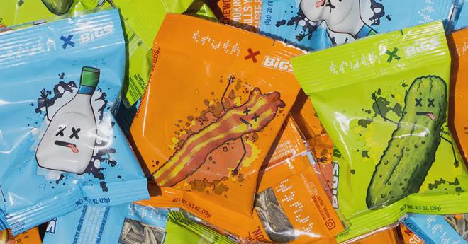 欢的传统零食开始让全球消费者嘴停不下来龙8国际电子游戏娱乐平台这个中国人喜(图6)