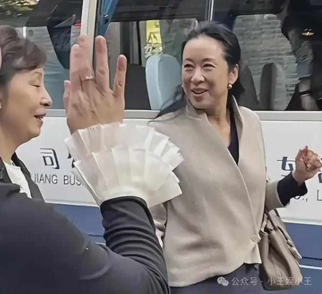 朱玲玲此生最骄傲的事情不是两次嫁入豪门龙8long8国际唯一网站万万没想到(图2)